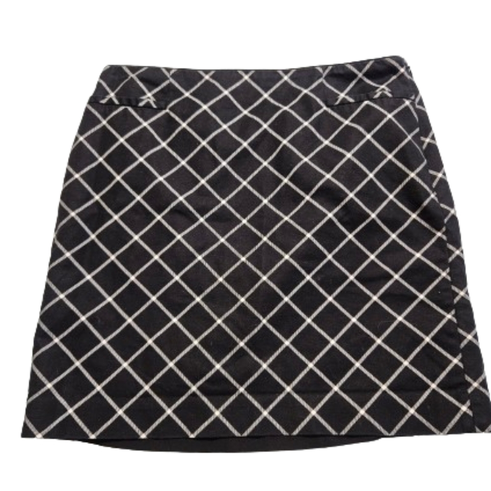 EUC WHBM Skirt with Pockets